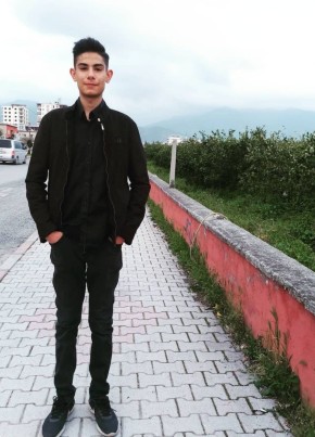 Ali, 20, Türkiye Cumhuriyeti, Dörtyol