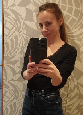Ольга, 32, Россия, Гатчина