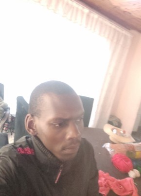 Themba Trevor из IGoli 30 лет