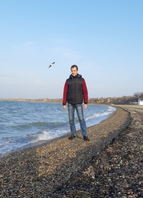 Vladimir, 32, Russia, Volgograd