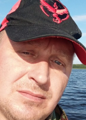 Николай, 46, Россия, Кингисепп