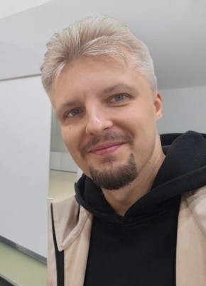 Кирилл из Петродвореца 36 лет