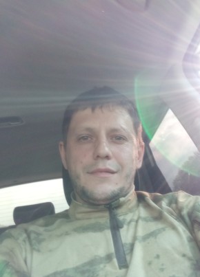 Олег, 41, Россия, Салават