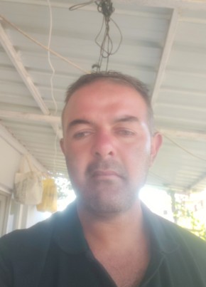 TURABI из İstanbul 21 год