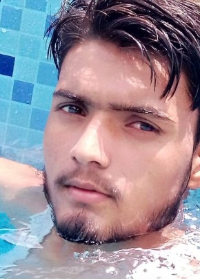 Nazim, 20, India, Chharra