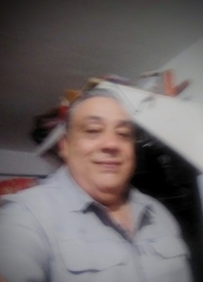 Daniel из San Juan 61 год