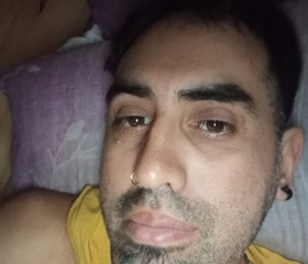Gabriel, 38, San Martin