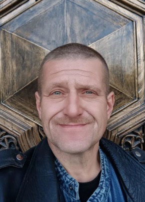 Константин из Москвы 48 лет