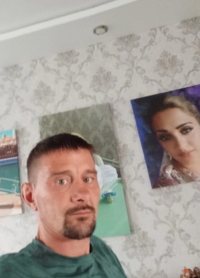 Владимир из Чудово 18 лет