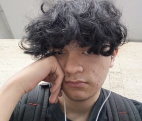 Ricardo, 19, Mexico City