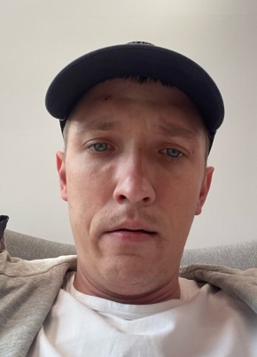 Михаил из Саратова 31 год