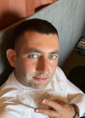 Илья, 34, Россия, Междуреченск