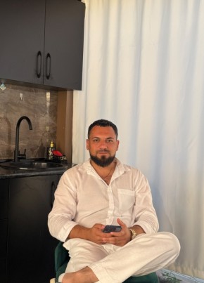Fuad из Lökbatan 31 год