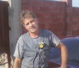 Valentin, 67, Bakhchysaray