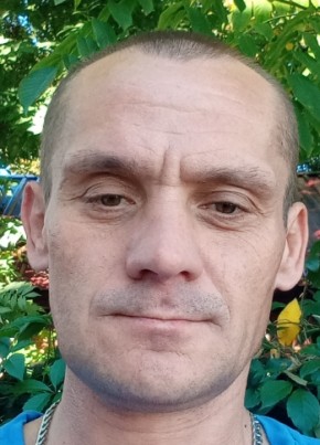 Александр из Починки 44 года