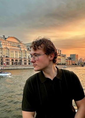 Борис из Москвы 26 лет