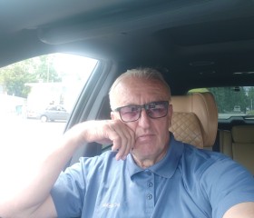Sergey, 59, Nizhnegorskiy