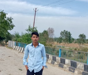 Nitin Malik, 18, Najibabad