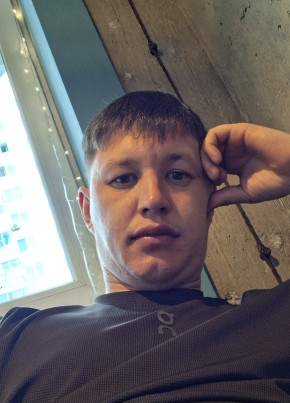 Artem из Иркутска 34 года