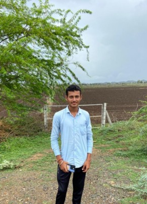 Arpit Kumar, 19, India, Kodīnar
