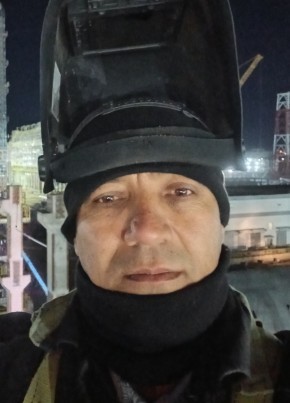 Заур из Астрахани 48 лет
