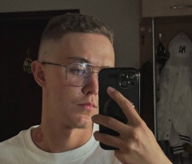 Nikolas, 24, Pattani