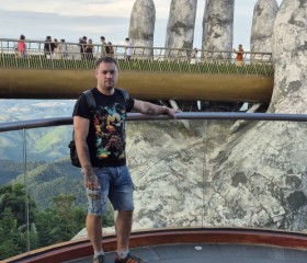 Valentin Sklyarov, 33, Vladivostok