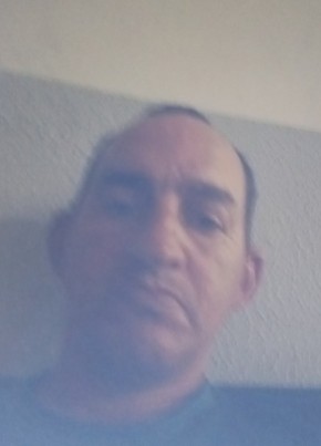 Ggdfyhjjjjjjkkmk из Salvador 80 лет