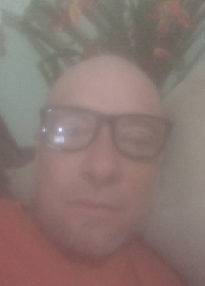 Gustavo из Marília 46 лет