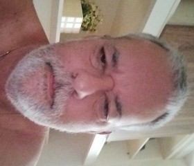 Claudio, 65, Rio de Janeiro