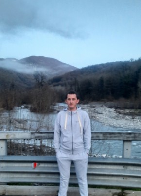 Сергей из Лазаревское 34 года