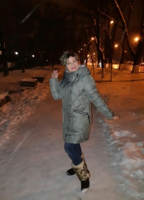 Алена, 54, Россия, Батайск