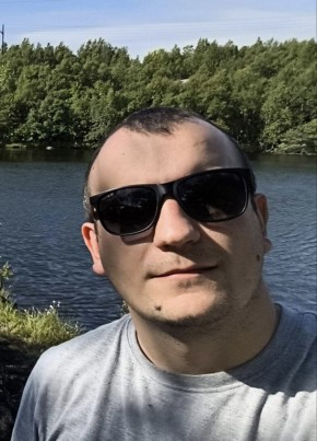 Сергей из Петергофа 33 года