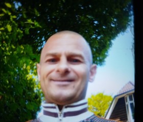 Mirek, 41, Baarn