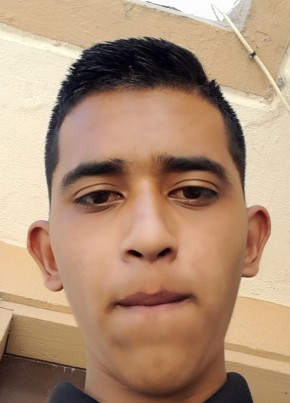 Victor, 19, Estados Unidos Mexicanos, Ensenada