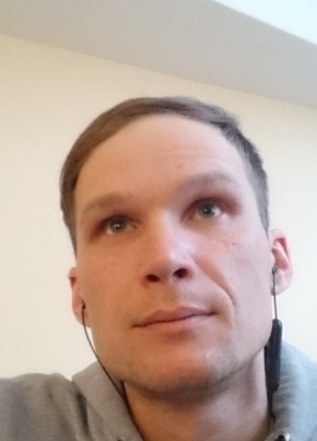 Денис, 38, Россия, Игра