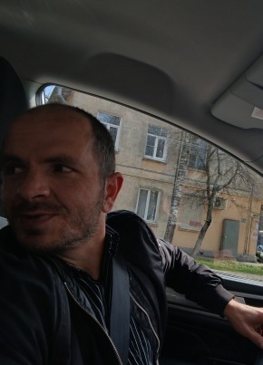 Илья из Нижнего Новгорода 40 лет