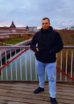 Егор из Новомосковска 23 года