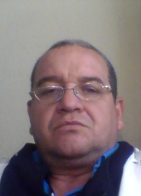 Luis Enrique, 57, República del Ecuador, Quito