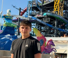 Ilya, 18, Muratpasa