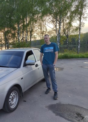 Артем из Дубровки 20 лет