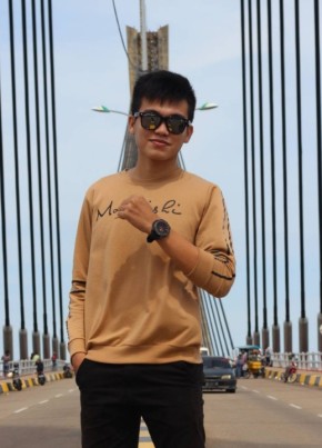 Usman, 24, Singapore, Singapore