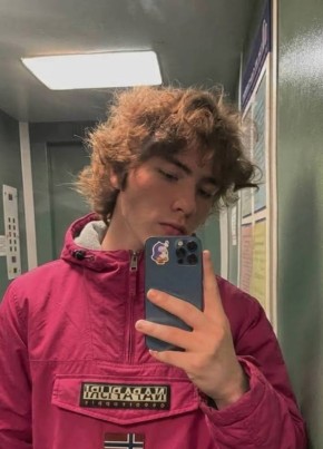 Алексей из Екатеринбурга 21 год