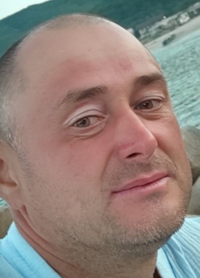 Денис