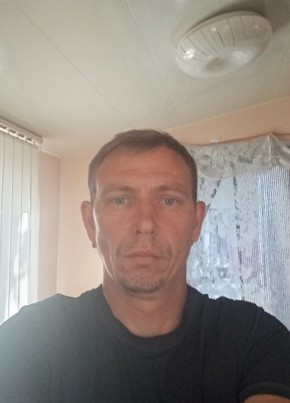 Антон из Симферополи 42 года