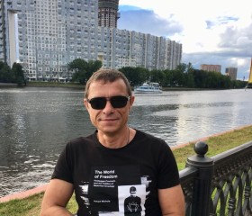 Александр, 56 лет, Симферополь