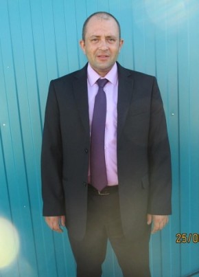 Олег, 42, Россия, Абан