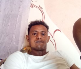 ىبةا, 21, Sanaa