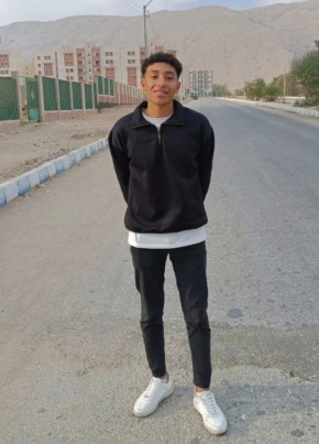 youssef из القاهرة 21 год