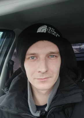Илья, 27, Россия, Псков